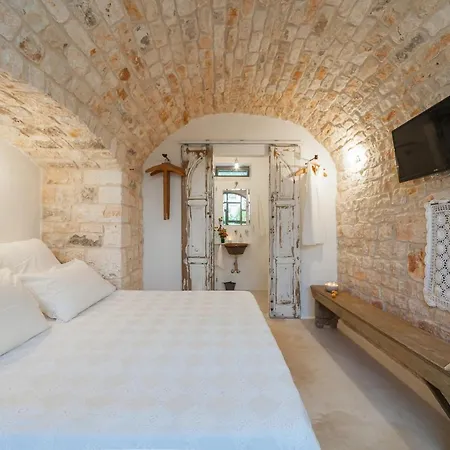 Trulli 18cinquantanove צ'יסטרנינו