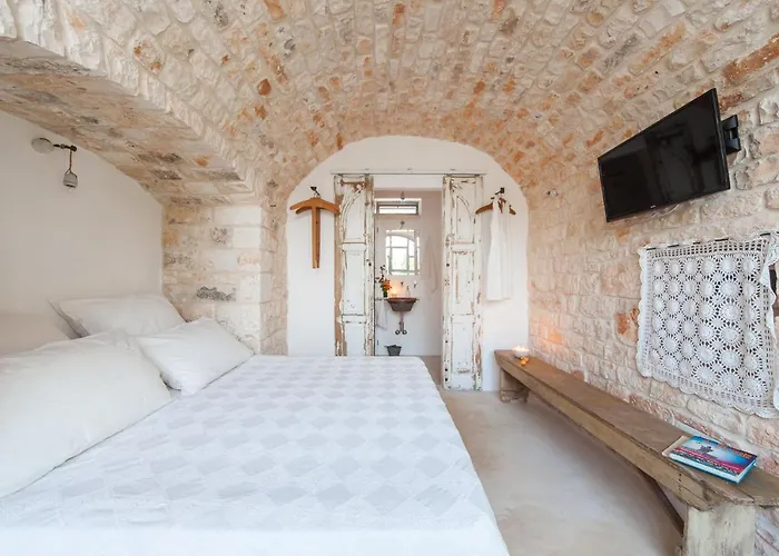 Trulli 18cinquantanove * Cisternino